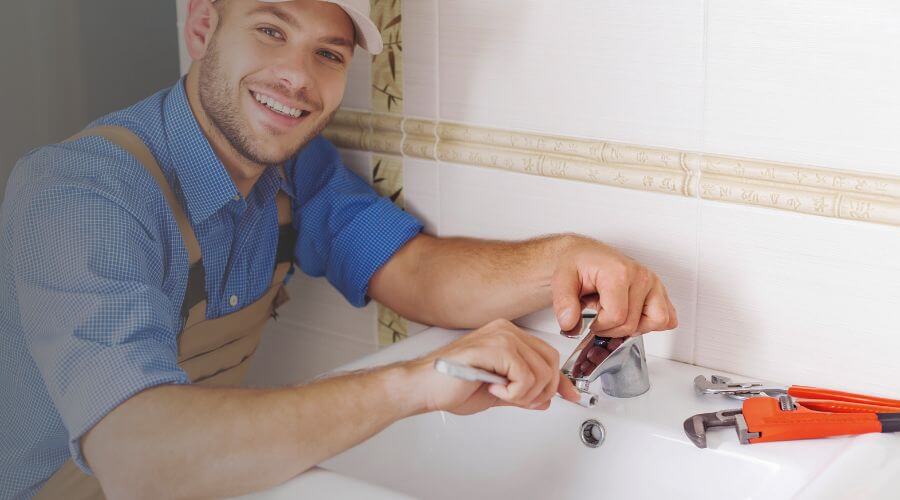 Kitchen Faucet Repair Service in Belpre, OH